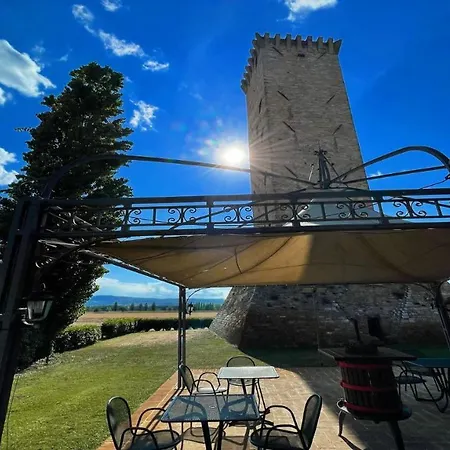 4 Double Bedrooms - Charming With Pool