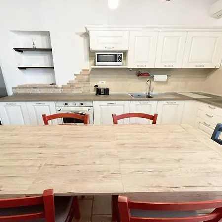 4 Double Bedrooms - Charming With Pool Limiti (Umbria)
