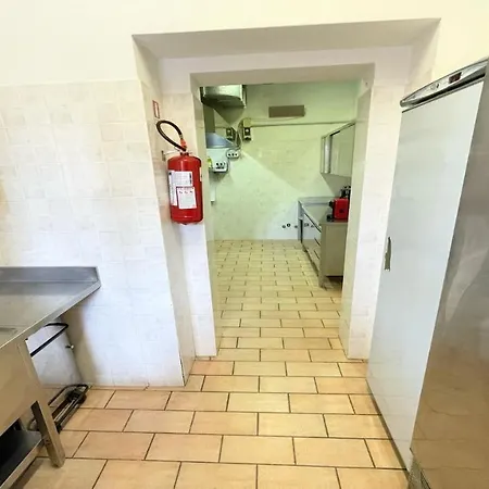 4 Double Bedrooms - Charming With Pool Limiti (Umbria)