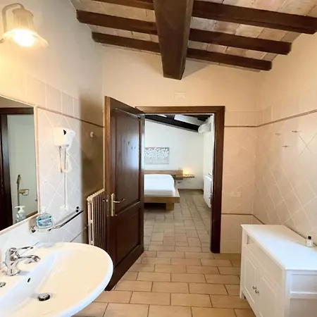 Villa 4 Double Bedrooms - Charming With Pool Limiti (Umbria)