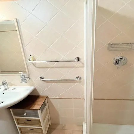 4 Double Bedrooms - Charming With Pool Villa Limiti (Umbria)