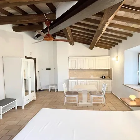 4 Double Bedrooms - Charming With Pool Villa Limiti (Umbria)