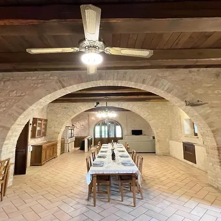 4 Double Bedrooms - Charming With Pool Villa Limiti (Umbria)