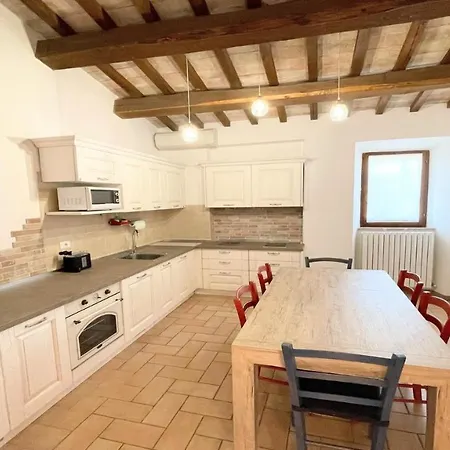 Villa 4 Double Bedrooms - Charming With Pool Limiti (Umbria)