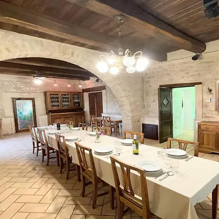 4 Double Bedrooms - Charming With Pool Villa Limiti (Umbria)