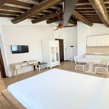 4 Double Bedrooms - Charming With Pool Villa Limiti (Umbria)